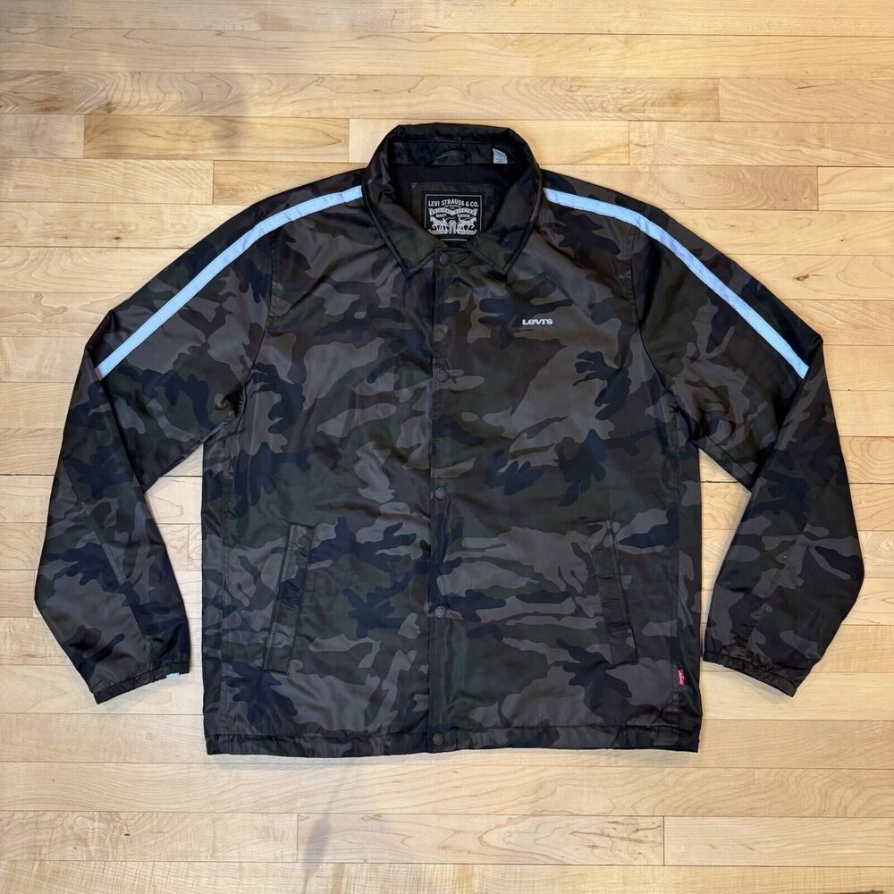 Levis Jacket Mens Large Camo Running Windbreaker Reflective Zip Up Button Collar